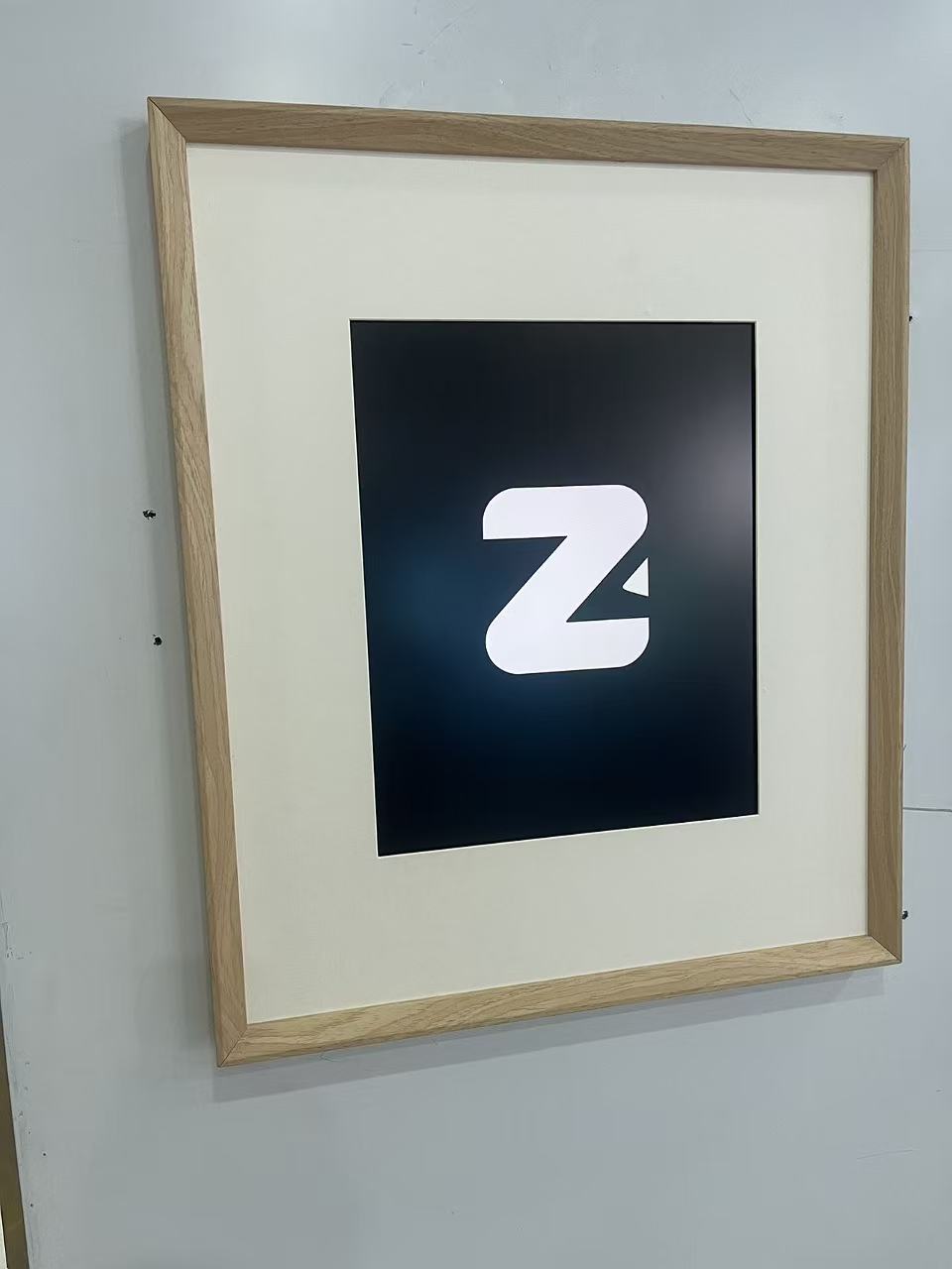 Luxury Picture Frame Speaker – Premium Wood & Cotton Material, High-Quality Audio, Smart Home & Commercial Audio-Visual Decor Solution